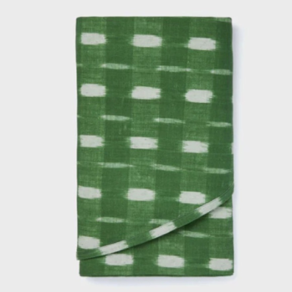 Tuckernuck Tablecloth
